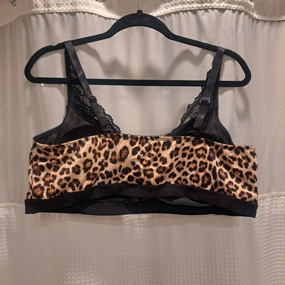 NWT Leopard Deep V Bralette Size 3 - Picture 3 of 4